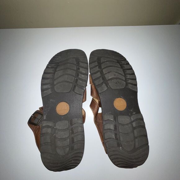 Born Sandals Mens 12 Fisherman Buckle Strap Flats M5494 Brown Leather Casual